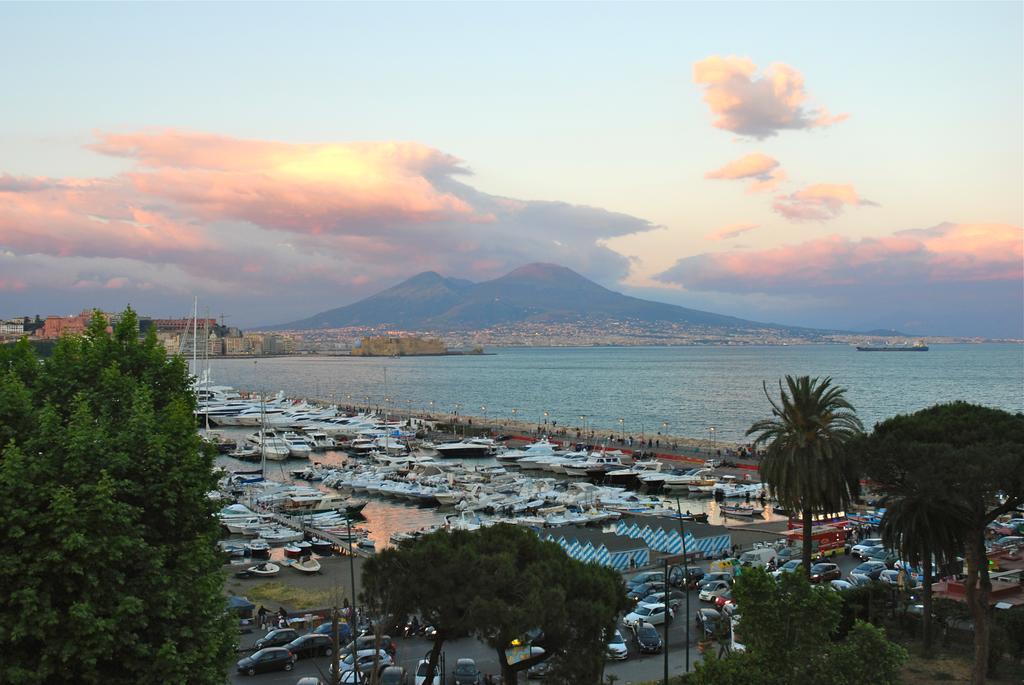 Palazzo Mele Residence Naples Luaran gambar