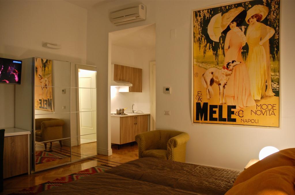 Palazzo Mele Residence Naples Luaran gambar