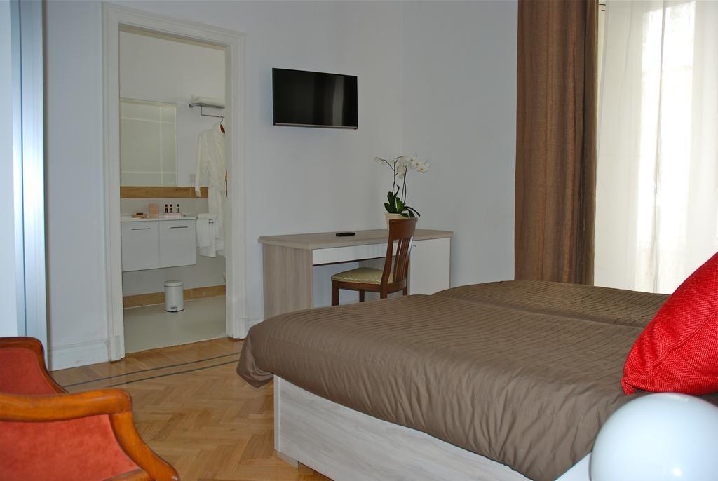Palazzo Mele Residence Naples Luaran gambar